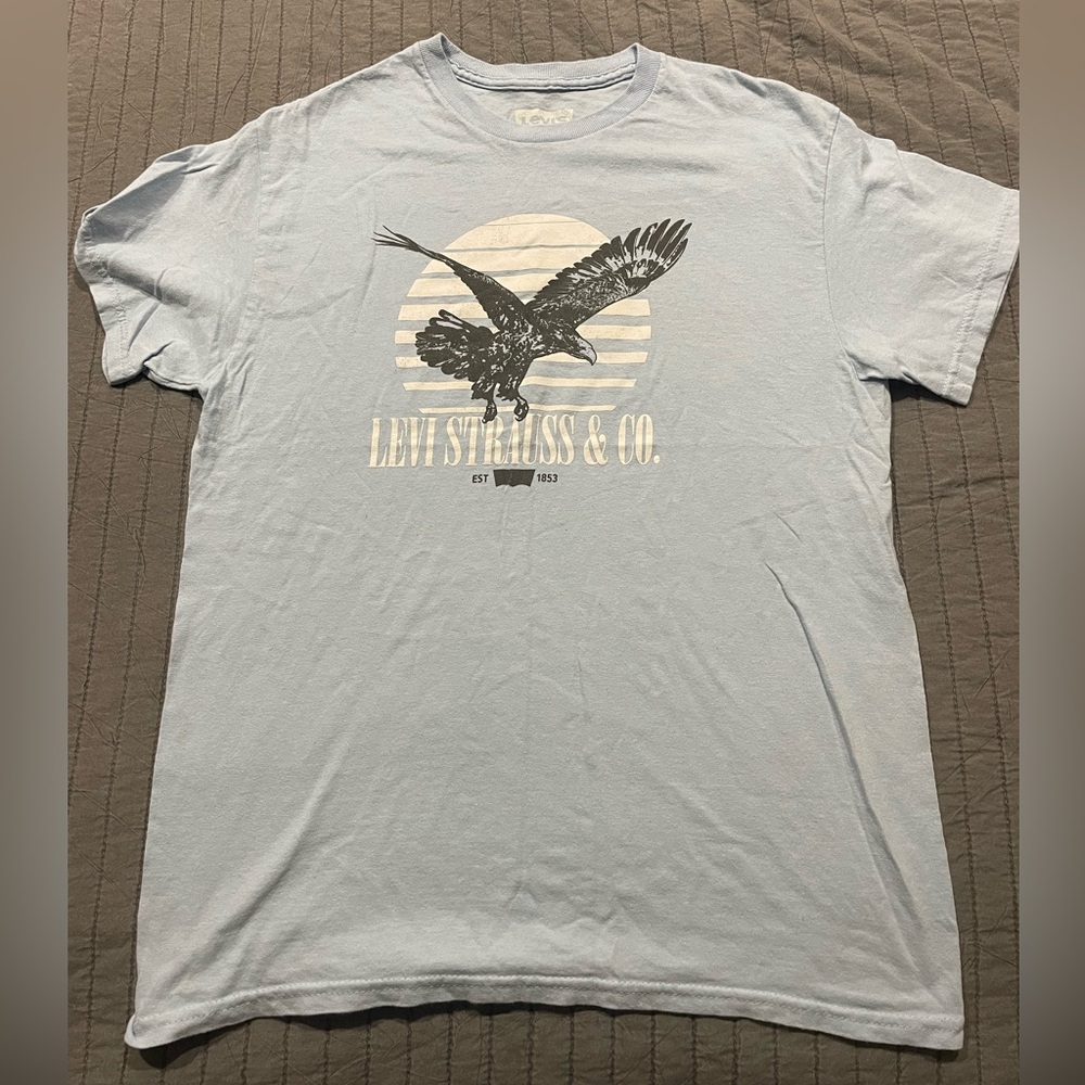Levi men’s shirt